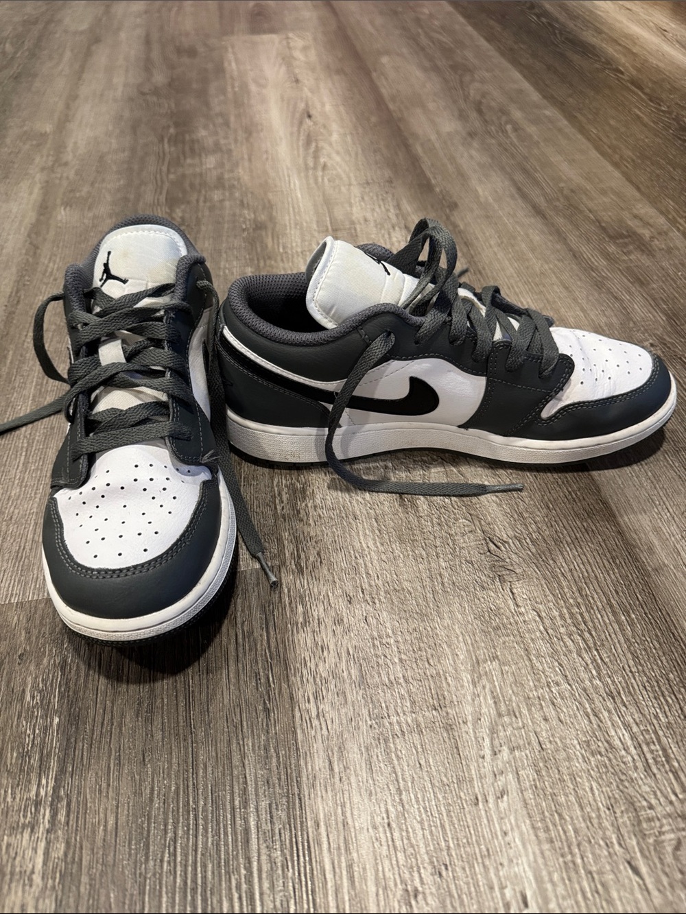 Nike Kids Black and White Low-Top Sneakers